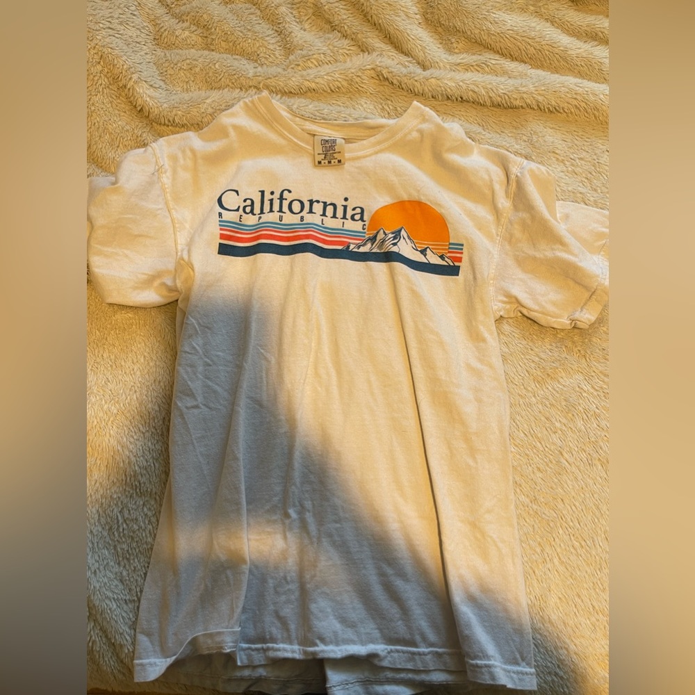 California Tee